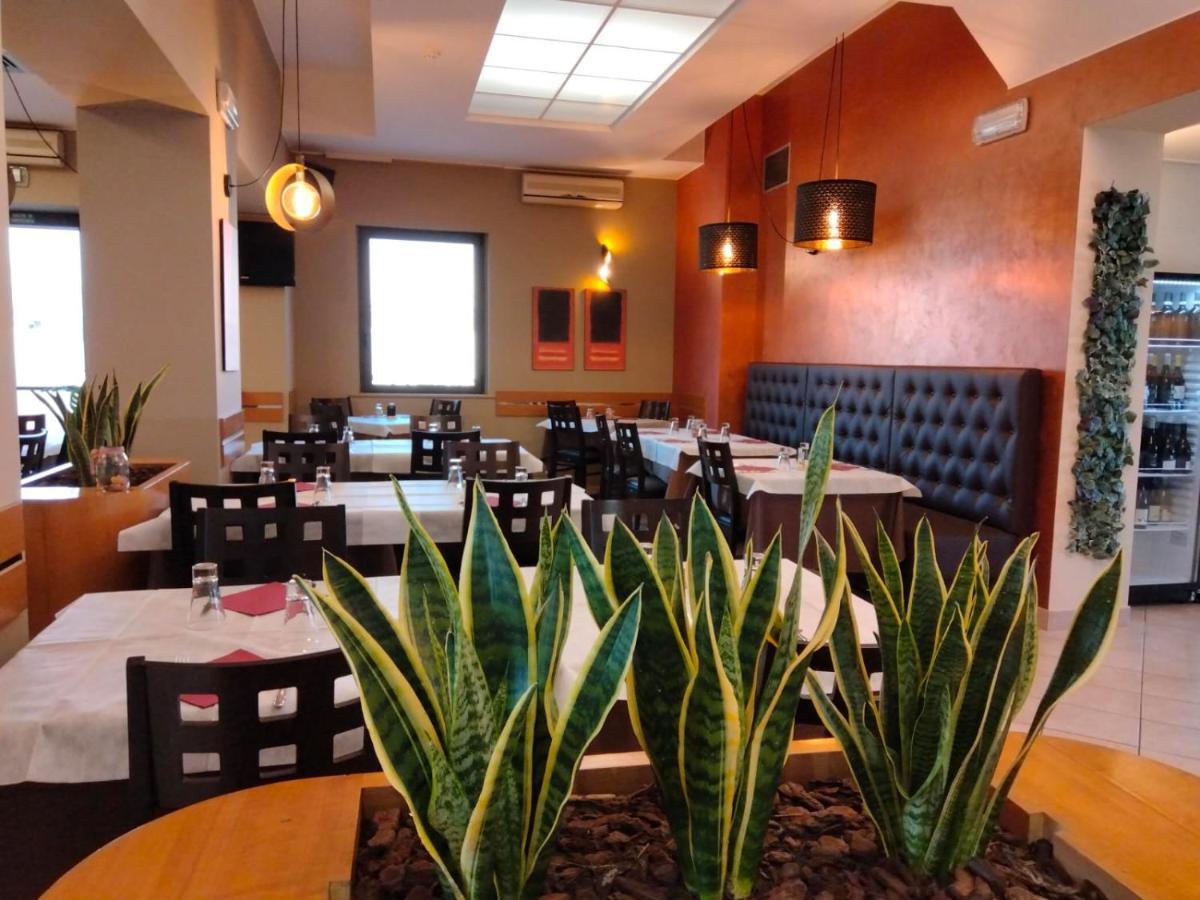 Fiorenzuola dʼArda Hotel Arda Fiorenzuola מראה חיצוני תמונה
